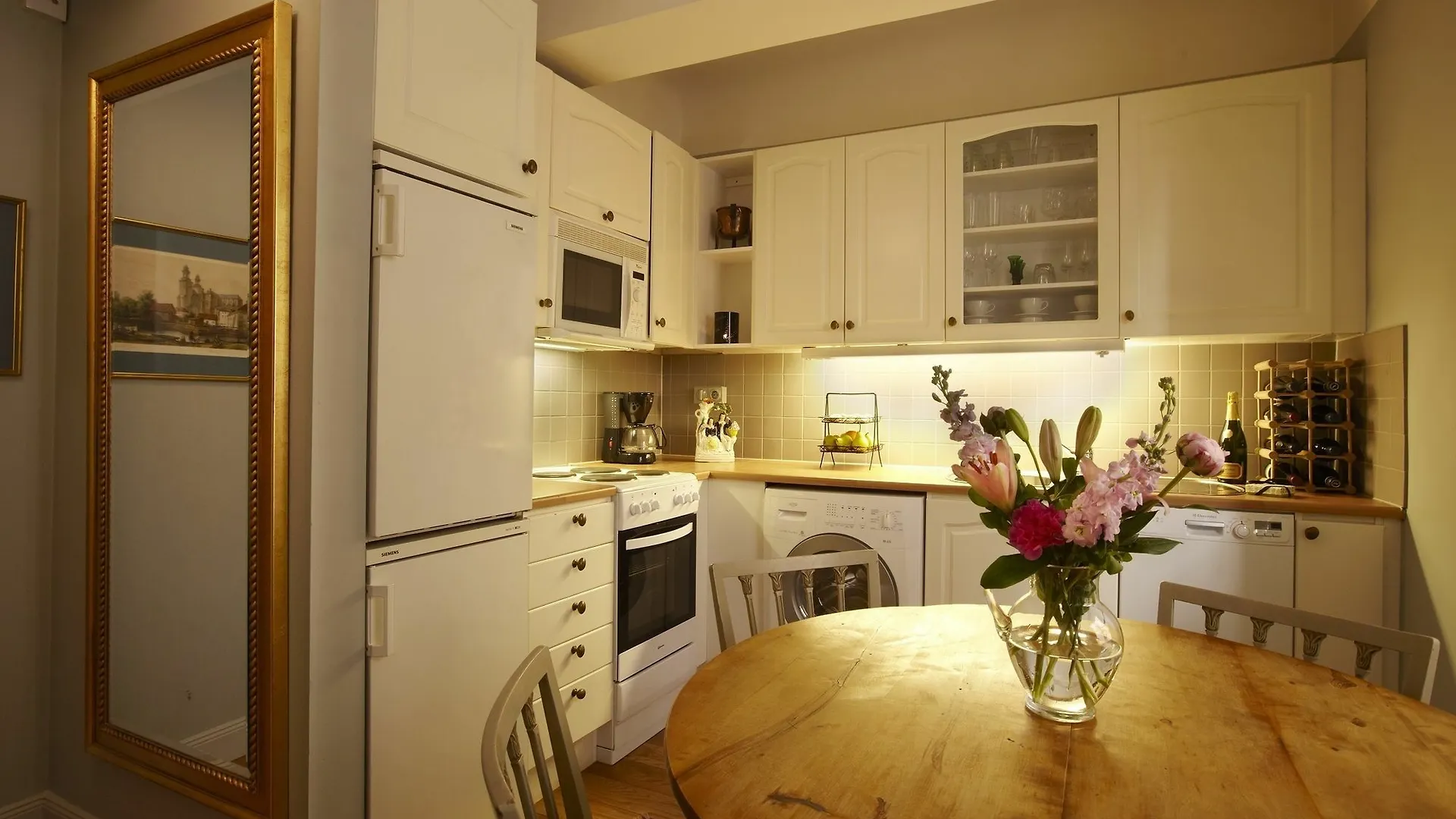 Victory Apartments Stockholm 4*,